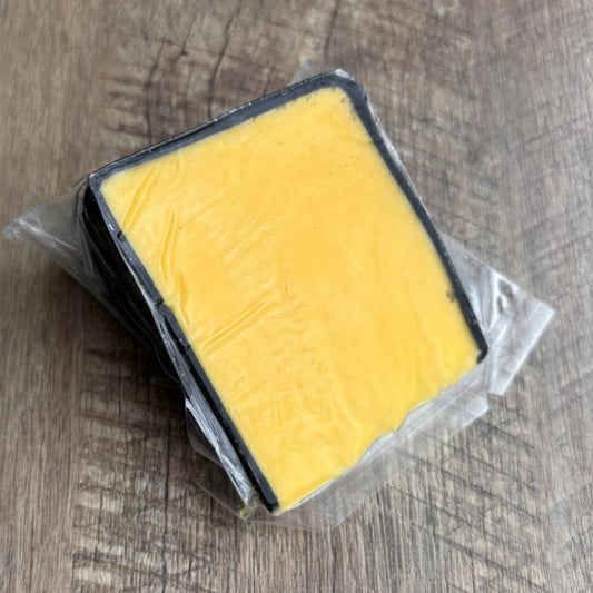 ウイスキーチェダーラフロイグ